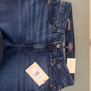 NYDJ Marilyn Dark Blue straight leg jeans 8